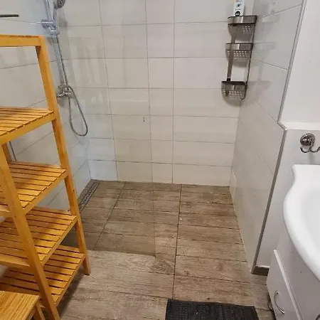 Apartma Pri Babici 斯洛文尼亚格拉代茨